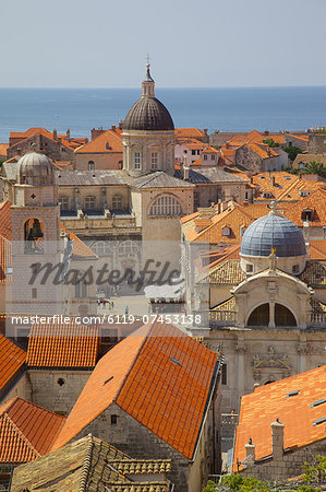 Old Town rooftops and Cathedral dome, UNESCO World Heritage Site, Dubrovnik, Dalmatia, Croatia, Europe