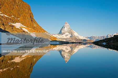 Europe, Valais, Swiss Alps, Switzerland, Zermatt, The Matterhorn (4478m), Rifelsee lake