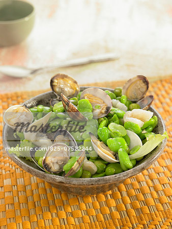 Pan-fried peasand broad beans with littleneck clams and salt-cod