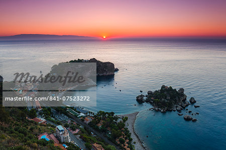 Isola Bella Beach and Isola Bella Island at sunrise, Taormina, Sicily, Italy, Mediterranean, Europe