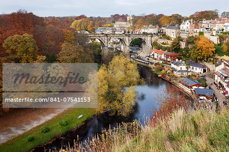 Viaduct and River Nidd at Knaresborough in autumn, North Yorkshire, Yorkshire, England, United Kingdom, Europe