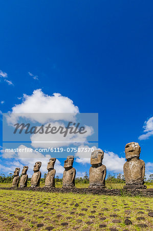 Seven Moai at Ahu Akivi, the first restored altar on Easter Island (Isla de Pascua) (Rapa Nui), UNESCO World Heritage Site, Chile, South America