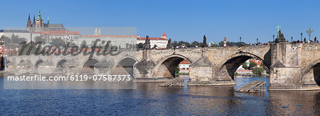 Panoramic  view of River Vltava with Charles Bridge and the Castle District with St. Vitus Cathedral and Royal Palace, UNESCO World Heritage Site, Prague, Czech Republic, Europe