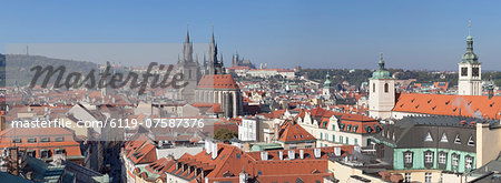 View over the Old Town (Stare Mesto) with Old Town Hall, Tyn Cathedral to Castle District with Royal Palace and St. Vitus cathedral, UNESCO World Heritage Site, Prague, Czech Republic, Europe