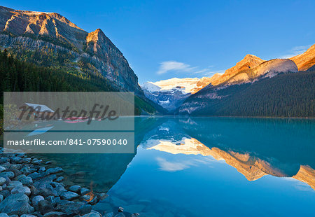 Early morning sunrise, Lake Louise, Banff National Park, UNESCO World Heritage Site, Alberta, Canadian Rockies, Canada, North America