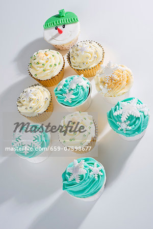 Cupcakes decorated with a winter theme