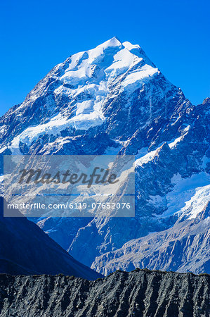 Close up of Mount Cook, the highest mountain in New Zealand, UNESCO World Heritage Site, South Island, New Zealand, Pacific