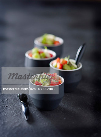 Kiwis and strawberries marinated in mint