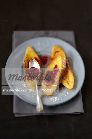 French toast with redcurrant jelly