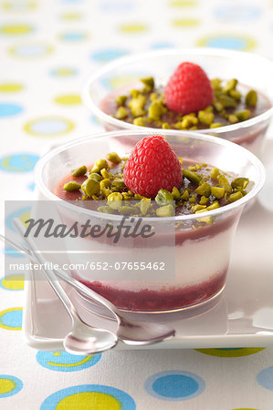 Faisselle with raspberries and pistachios Faisselle with raspberries and pistachios