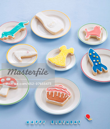 Kid's decorated shortbread cookies