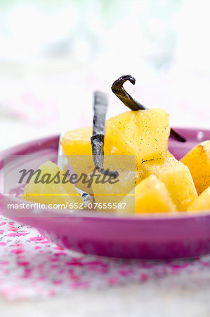 Pineapple with vanilla and ginger