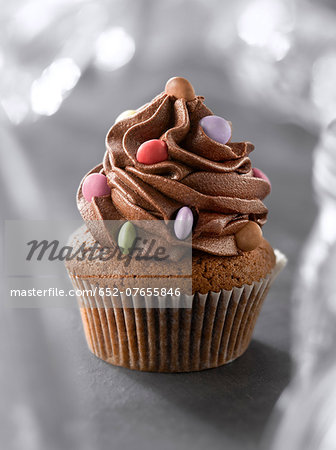 Chocolate and Smarties cupcakes Chocolate and Smarties cupcakes