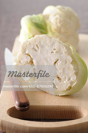 Cutting a cauliflower