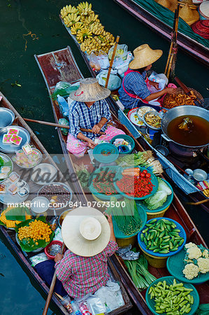 Floating market, Damnoen Saduak, Ratchaburi Province, Thailand, Southeast Asia, Asia