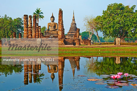 Wat Mahatat, Sukhothai Historical Park, UNESCO World Heritage Site, Sukhothai, Thailand, Southeast Asia, Asia