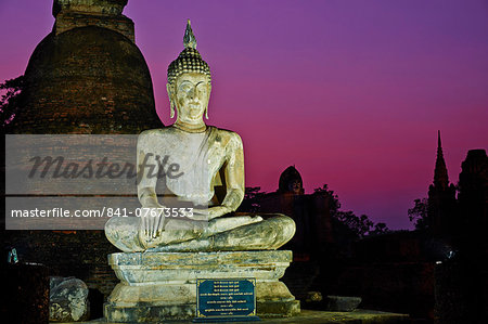 Wat Mahatat, Sukhothai Historical Park, UNESCO World Heritage Site, Sukhothai, Thailand, Southeast Asia, Asia