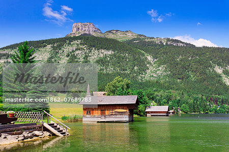 Austria, Osterreich. Styria, Steiermark. Salzkammergut. Altaussee lake.