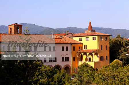 Italy, Tuscany , Pistoia. Typical Tuscan architecture in the historic centre.
