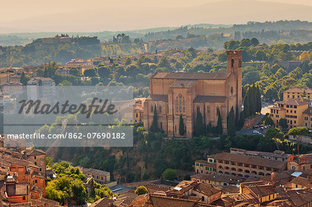 Italy, Tuscany, Siena district. Siena. Piazza del Campo. View of the town from Facciatone viewpoint. Basilica San Domenico.