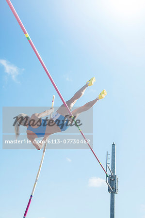 Pole jumper clearing bar