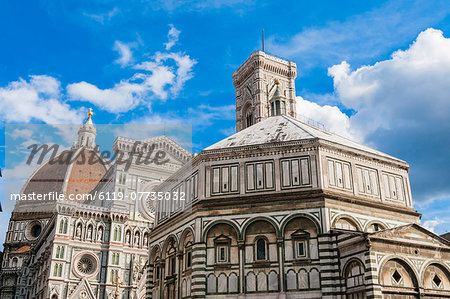 Exterior of the cathedral of Santa Maria del Fiore and  Baptistery, Piazza del Duomo, UNESCO, Firenze, Tuscany, Italy