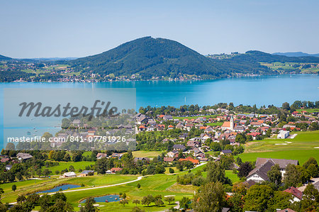 Elevated view over picturesque Weyregg am Attersee, Attersee, Salzkammergut, Austria, Europe