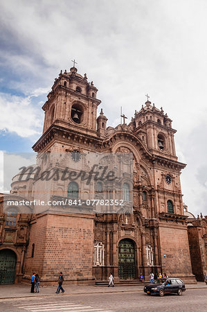 View over Iglesia de la Compania de Jesus church on Plaza de Armas, Cuzco, UNESCO World Heritage Site, Peru, South America