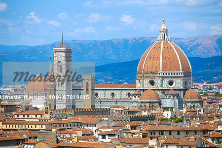 Cathedral Santa Maria del Fiore and Pallazo Vecchio in Florence city view, Italy