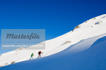 Snowshoeing, Galtuer, Tyrol, Austria
