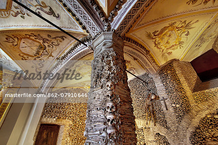 Bone chapel, Capela dos Ossos, Church Sao Francisco, Evora, Alentejo, Portugal
