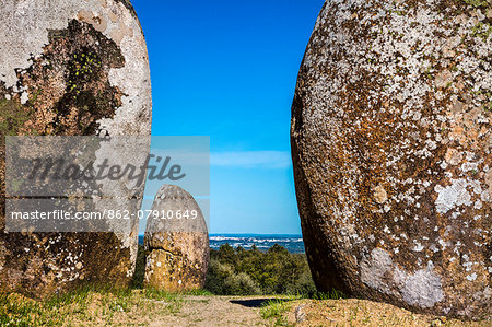 Stone circle, Cromeleque dos Almendres, Evora, Alentejo, Portugal