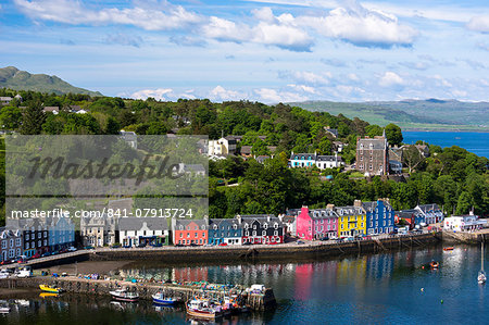 Multi-coloured buildings on the waterfront of Sound of Mull at Tobermory, Isle of Mull, Inner Hebrides, Scotland, United Kingdom, Europe Multi-coloured buildings on the waterfront of Sound of Mull at Tobermory, Isle of Mull, Inner Hebrides, Scotland, United Kingdom, Europe