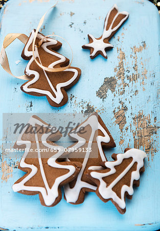 Gingerbread biscuits as Christmas tree decorations