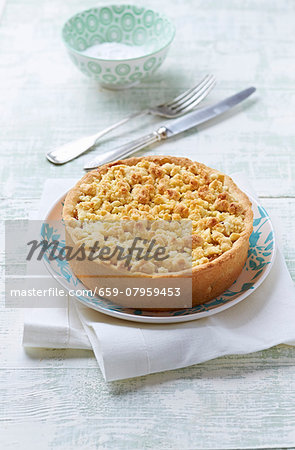 Apple tart with coconut crumbles