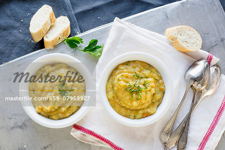 Potato soup with baguette