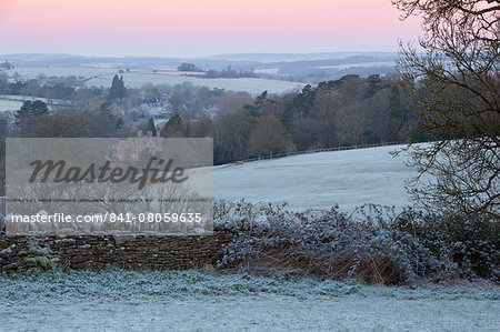 Cotswold landscape on frosty morning, Stow-on-the-Wold, Gloucestershire, Cotswolds, England, United Kingdom, Europe