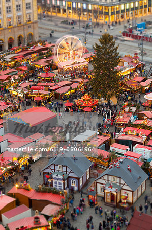 Overview of the Dresden Strietzelmarkt Christmas Market, Dresden, Saxony, Germany, Europe