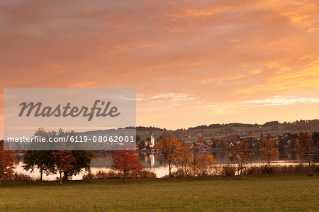Sunrise at Riegsee Lake with Riegsee Village, Pfaffenwinkel, Blaues Land, Upper Bavaria, Bavaria, Germany, Europe