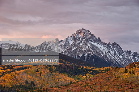 Mount Sneffels at sunrise in the fall, Uncompahgre National Forest, Colorado, United States of America, North America