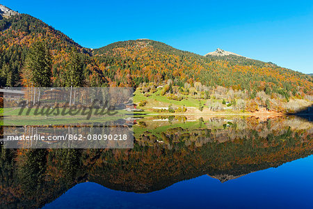 Europe, France, Haute Savoie, Rhone Alps, Morzine, Lac de Montriond, alpine lake