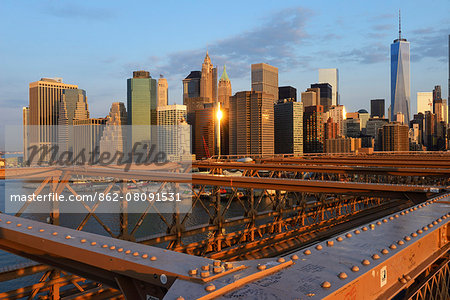 USA, New York, Brooklyn, view from Brooklyn bridge to Manhattan in the morning