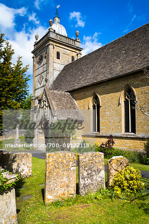 Church of St Lawrence, Bourton-on-the-Water, Gloucestershire, The Cotswolds, England, United Kingdom Church of St Lawrence, Bourton-on-the-Water, Gloucestershire, The Cotswolds, England, United Kingdom