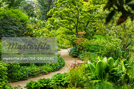 Pathway through Hidcote Manor Garden, Hidcote Bartrim, near Chipping Campden, Gloucestershire, The Cotswolds, England, United Kingdom