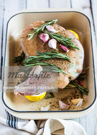 Leg of lamb with rosemary and garlic