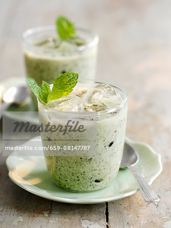 Iced courgette soup with mint Iced courgette soup with mint