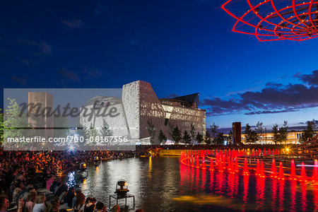 The tree of Life light show with the Italy Pavilion designed by Nemesi Studio in the background at Milan expo 2015, Italy