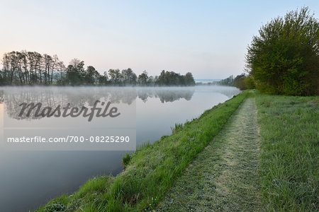 Pathway along Riverbank on the River Main in the Morning, Himmelstadt, Franconia, Bavaria, Germany