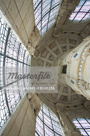 Looking up at the roof that covers the double helix staircase in Chateau de Chambord, UNESCO World Heritage Site, Loir-et-Cher, Centre, France, Europe