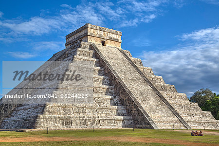 El Castillo (Pyramid of Kulkulcan), Chichen Itza, UNESCO World Heritage Site, Yucatan, Mexico, North America